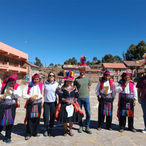 Puno y Lago Titicaca 2 Días / 1 Noche (Islas de los Uros,  Amantaní y Taquile)